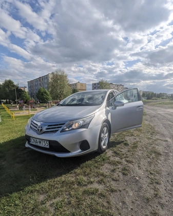 Toyota Avensis cena 44900 przebieg: 230000, rok produkcji 2013 z Szubin małe 106